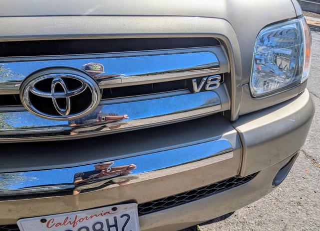 Photo of 2005 Gold Toyota Tundra