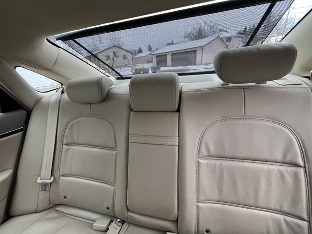 Photo of 2009 Beige Hyundai Azera