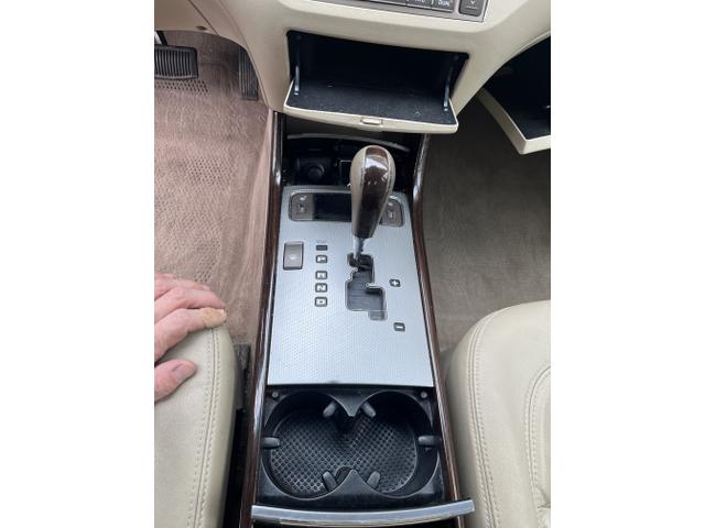 Photo of 2009 Beige Hyundai Azera