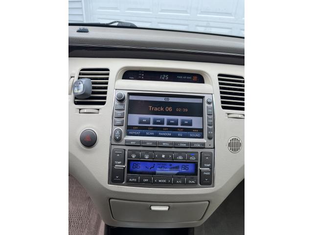 Photo of 2009 Beige Hyundai Azera