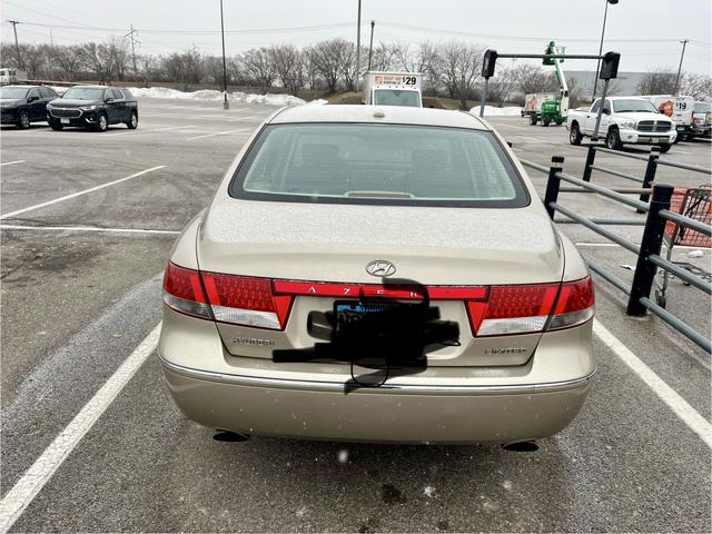 Photo of 2009 Beige Hyundai Azera