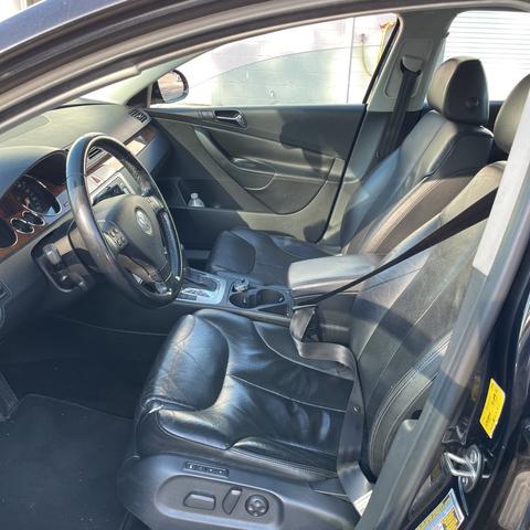 Photo of 2008 Black Volkswagen Passat