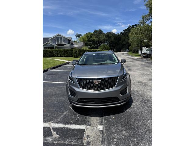 Photo of 2021 Gray Cadillac XT5