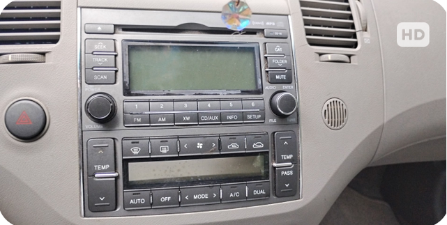 Photo of 2009 Gray Hyundai Azera