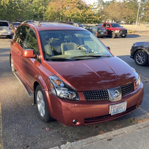 Photo of 2004 Red Nissan Quest