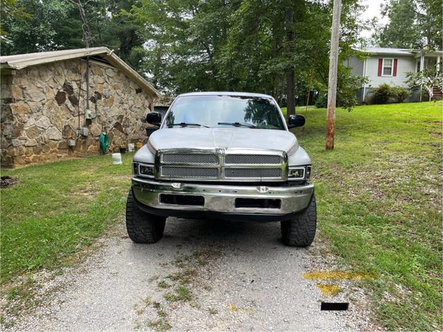 Photo of 1998 White Dodge Ram 1500