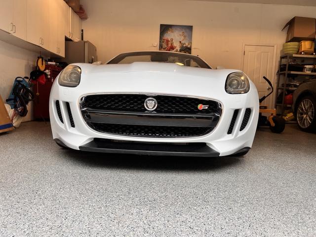 Photo of 2014 White Jaguar F-TYPE