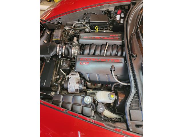 Photo of 2005 Red Chevrolet Corvette