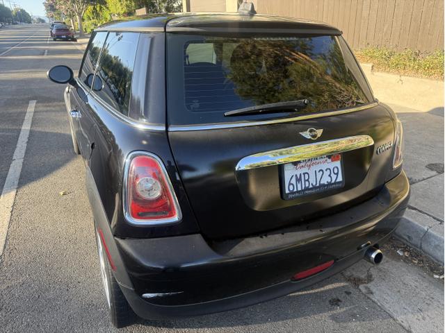Photo of 2010 Black MINI Cooper
