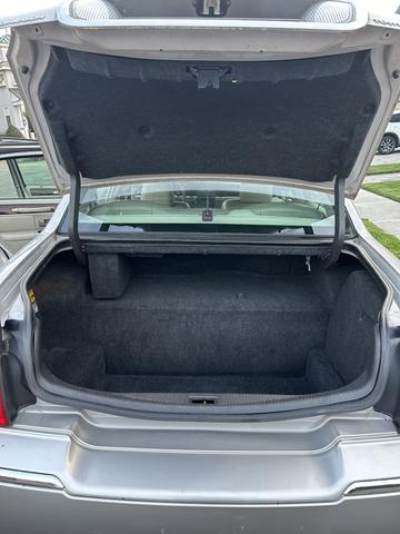 Photo of 2009 Silver Lincoln Town Car