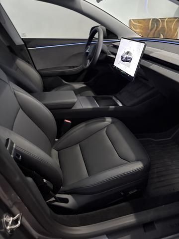 Photo of 2024 Silver Tesla Model 3