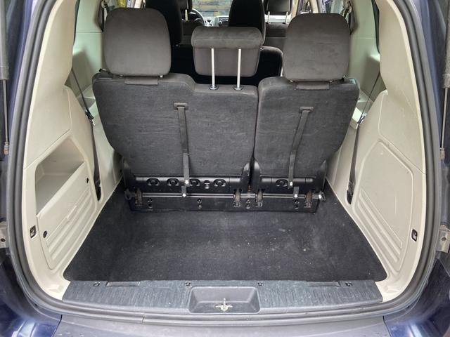 Photo of 2016 Blue Dodge Grand Caravan