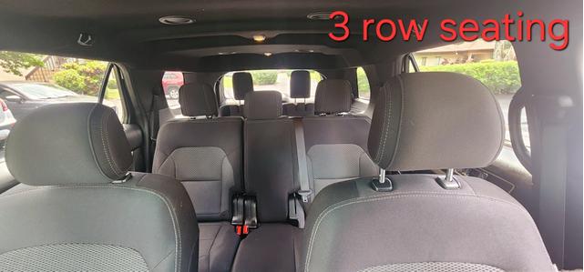 Photo of 2016 White Ford Explorer