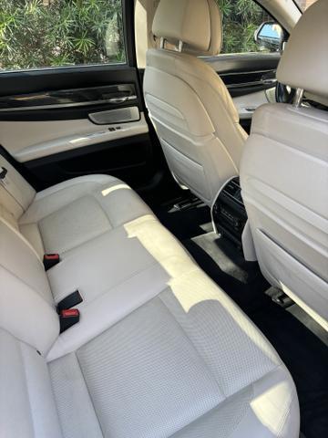 Photo of 2014 Gray BMW 750