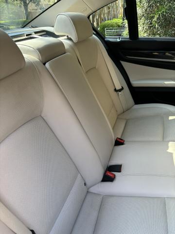 Photo of 2014 Gray BMW 750