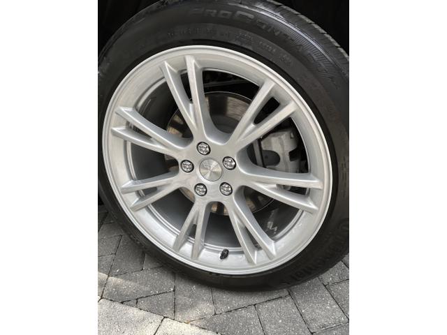 Photo of 2023 White Tesla Model Y