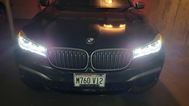Photo of 2019 Black BMW M760