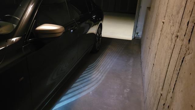 Photo of 2019 Black BMW M760