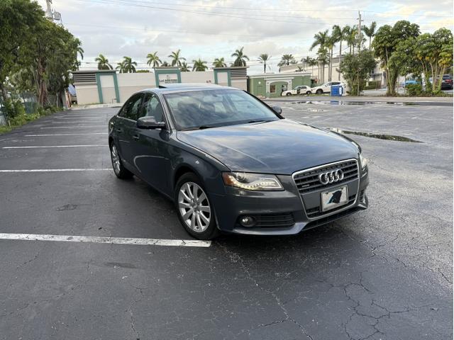 Photo of 2011 Gray Audi A4