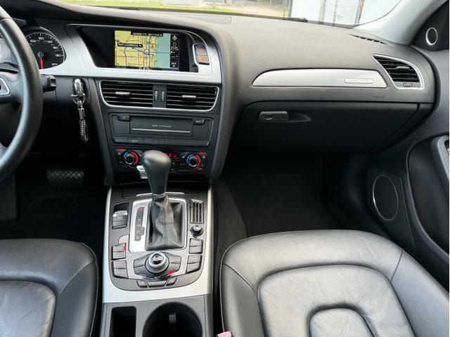 Photo of 2011 Gray Audi A4