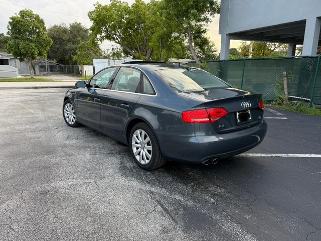 Photo of 2011 Gray Audi A4