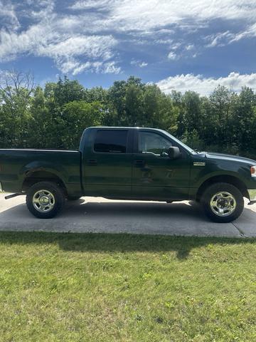 Photo of 2007 Green Ford F-150