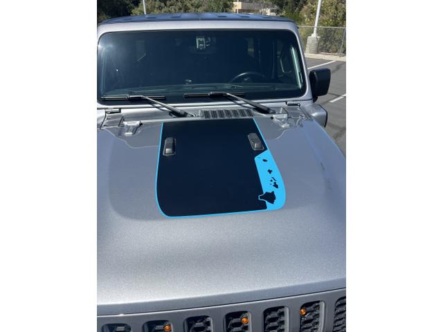 Photo of 2021 Silver Jeep Wrangler Unlimited 4xe
