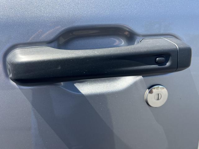 Photo of 2021 Silver Jeep Wrangler Unlimited 4xe