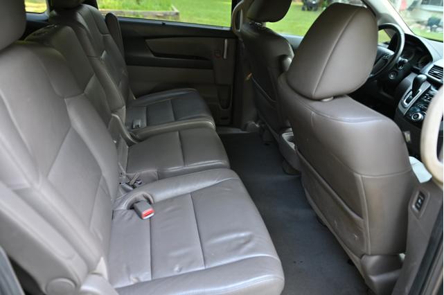 Photo of 2013 Gray Honda Odyssey