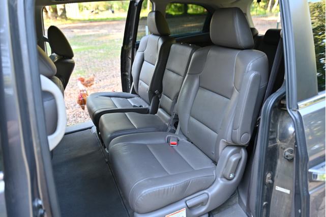 Photo of 2013 Gray Honda Odyssey