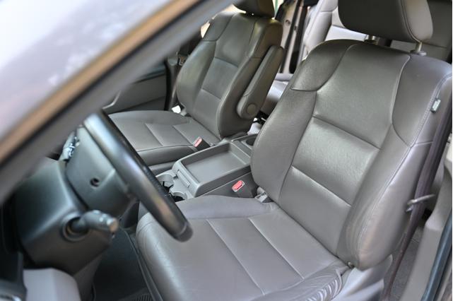 Photo of 2013 Gray Honda Odyssey