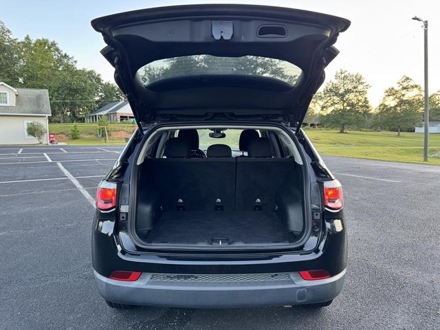Photo of 2019 Black Jeep Compass