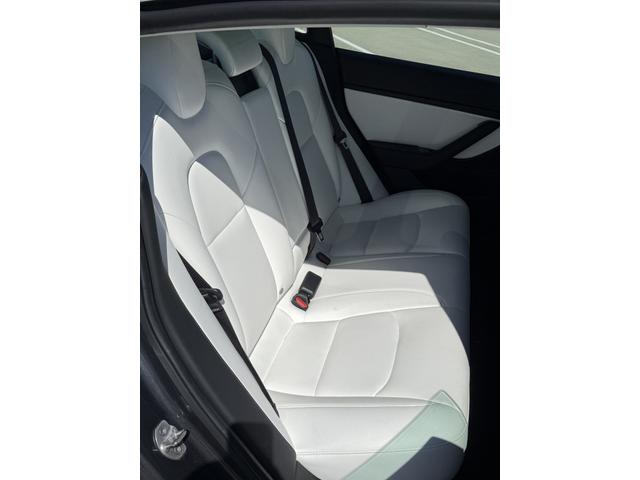 Photo of 2019 Gray Tesla Model 3