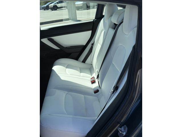 Photo of 2019 Gray Tesla Model 3