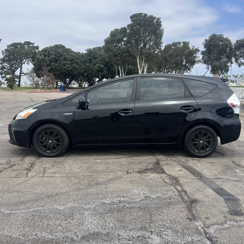 Photo of 2014 Black Toyota Prius v