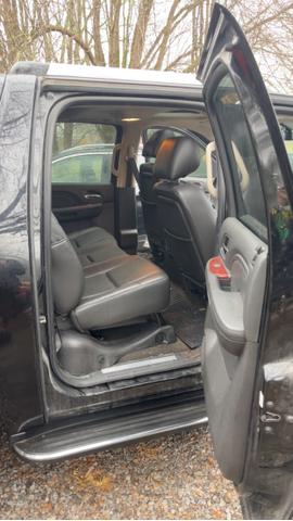 Photo of 2013 Black Cadillac Escalade EXT