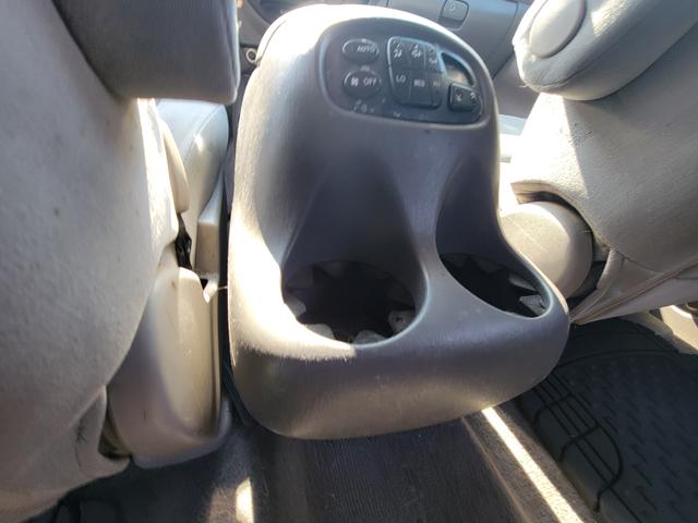Photo of 2006 Silver Toyota Sequoia