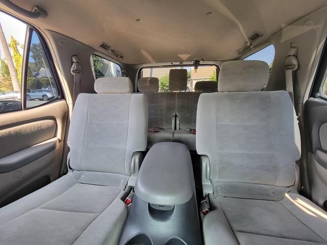 Photo of 2006 Silver Toyota Sequoia