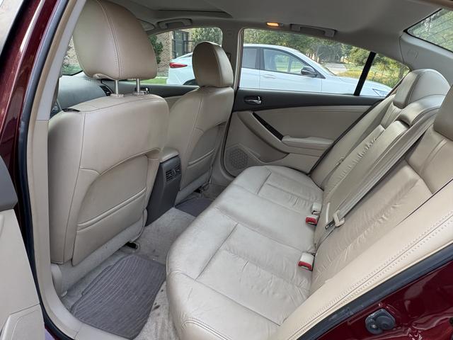 Photo of 2010 Red Nissan Altima