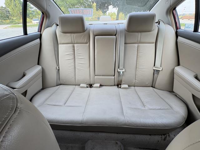 Photo of 2010 Red Nissan Altima