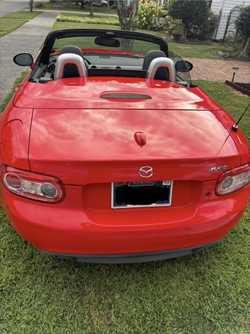 Photo of 2011 Red Mazda MX-5 Miata