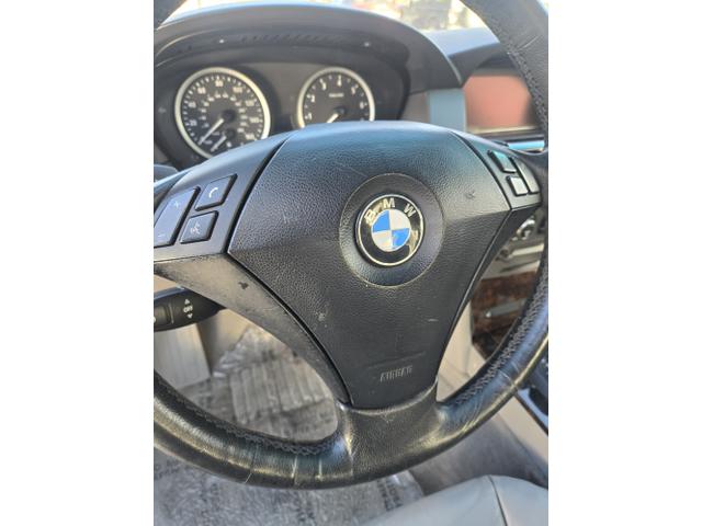 Photo of 2006 Gray BMW 525