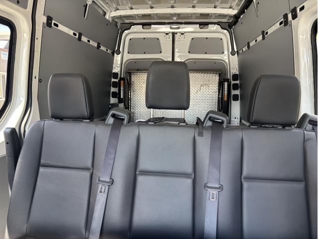 Photo of 2020 White Mercedes-Benz Sprinter 2500