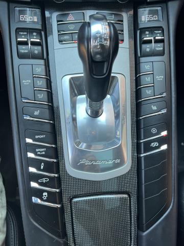 Photo of 2015 Silver Porsche Panamera
