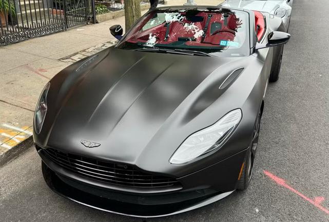 Photo of 2019 Black Aston Martin DB11