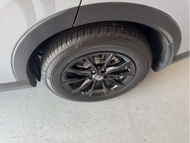 Photo of 2025 Blue Honda CR-V Hybrid