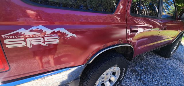 Photo of 1998 Red Toyota 4Runner