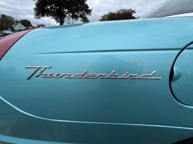 Photo of 2002 Blue Ford Thunderbird