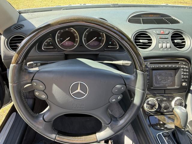 Photo of 2003 Silver Mercedes-Benz SL-Class