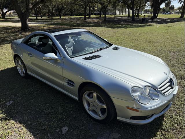 Photo of 2003 Silver Mercedes-Benz SL-Class